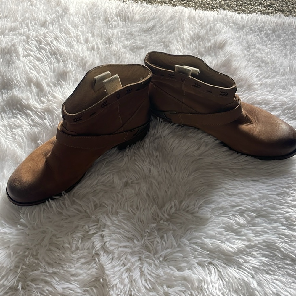 UGG Booties - Picture 3 of 12